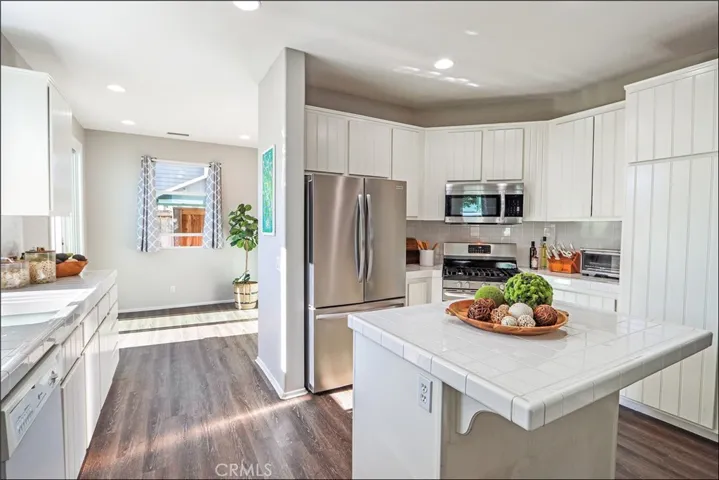 10 Bluff Cove, Aliso Viejo, California 92656