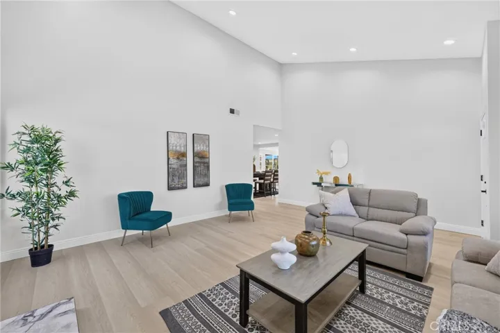 12412 Viarna Street, Cerritos, California 90703