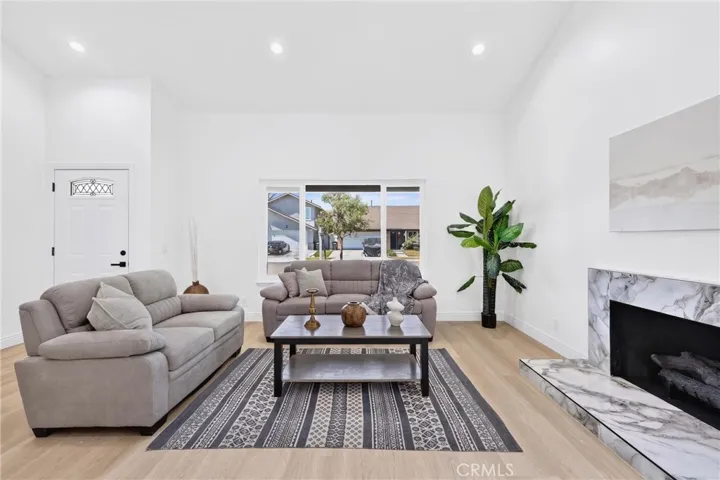 12412 Viarna Street, Cerritos, California 90703