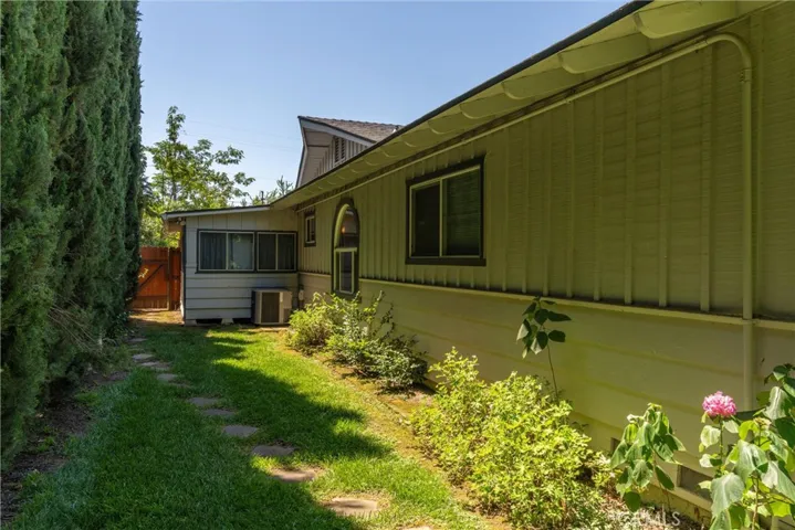 2034 Vista Lane, Durham, California 95938
