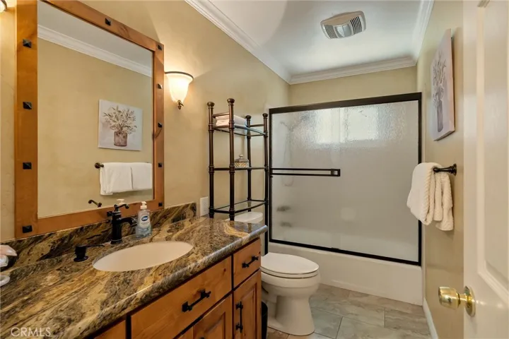 2034 Vista Lane, Durham, California 95938
