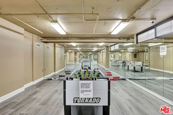10982 Roebling Avenue 522, Los Angeles, California 90024