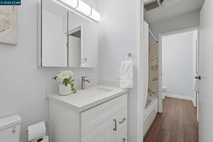 1725 Landana Drive 3, Concord, California 94519-1447