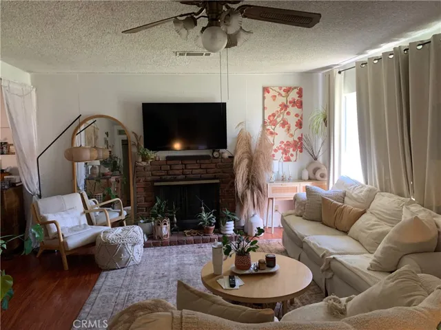 155 N Florence, Burbank, California 91505 — photo 4