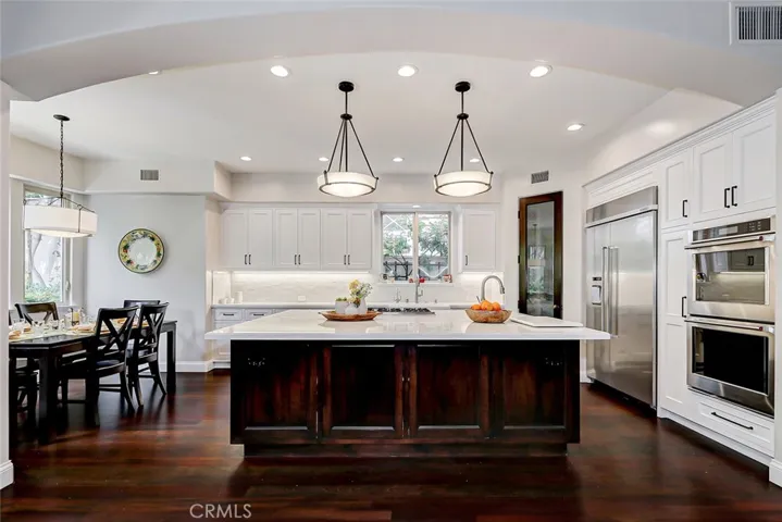 3005 N Poinsettia Avenue, Manhattan Beach, California 90266