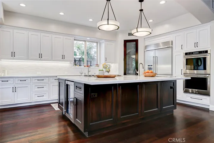 3005 N Poinsettia Avenue, Manhattan Beach, California 90266