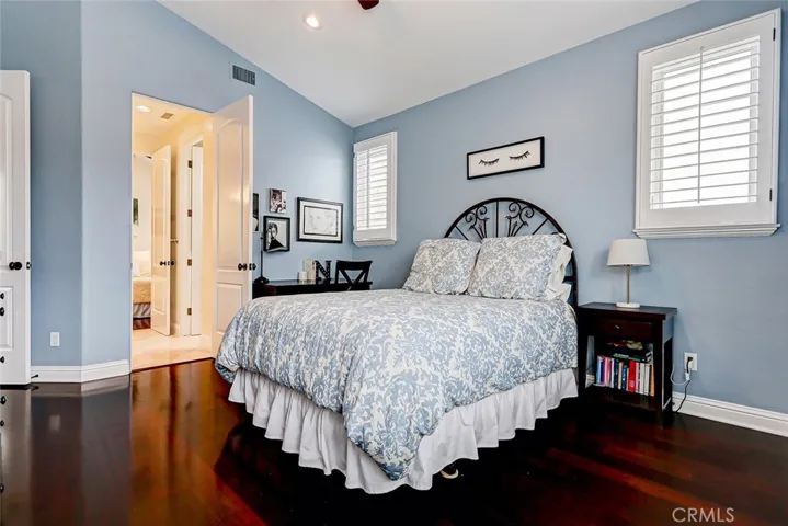 3005 N Poinsettia Avenue, Manhattan Beach, California 90266
