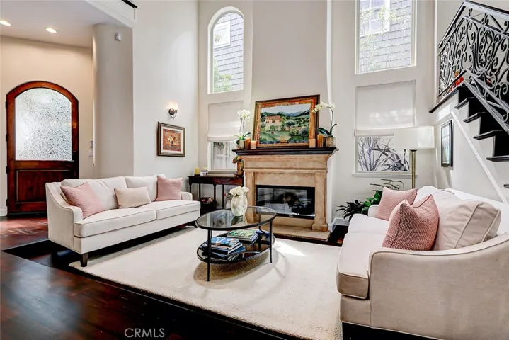 3005 N Poinsettia Avenue, Manhattan Beach, California 90266