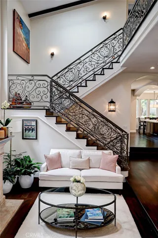 3005 N Poinsettia Avenue, Manhattan Beach, California 90266