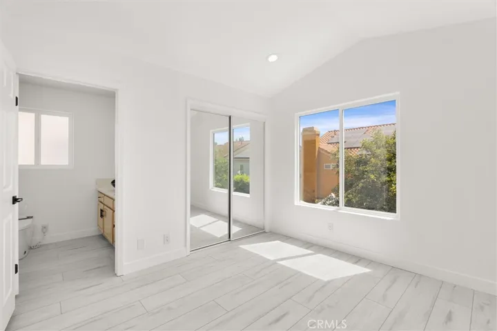 7422 Kyle Court, West Hills, California 91307