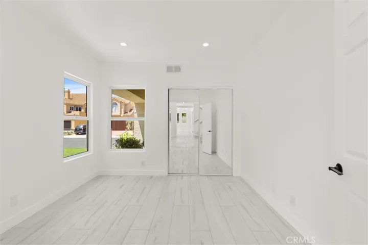 7422 Kyle Court, West Hills, California 91307