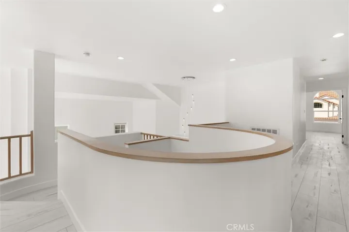 7422 Kyle Court, West Hills, California 91307