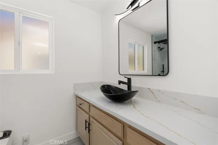 7422 Kyle Court, West Hills, California 91307