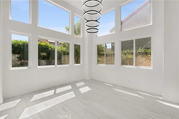 7422 Kyle Court, West Hills, California 91307