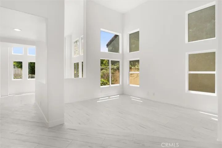 7422 Kyle Court, West Hills, California 91307