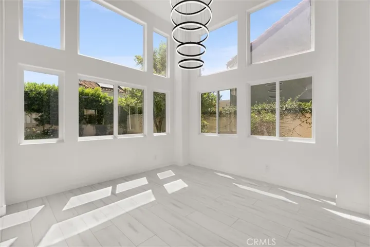 7422 Kyle Court, West Hills, California 91307