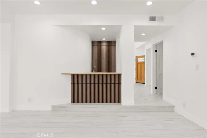 7422 Kyle Court, West Hills, California 91307