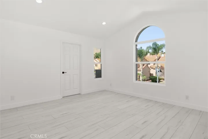 7422 Kyle Court, West Hills, California 91307