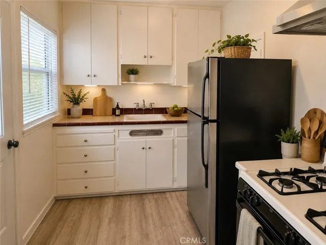 Virtually staged kitchen
