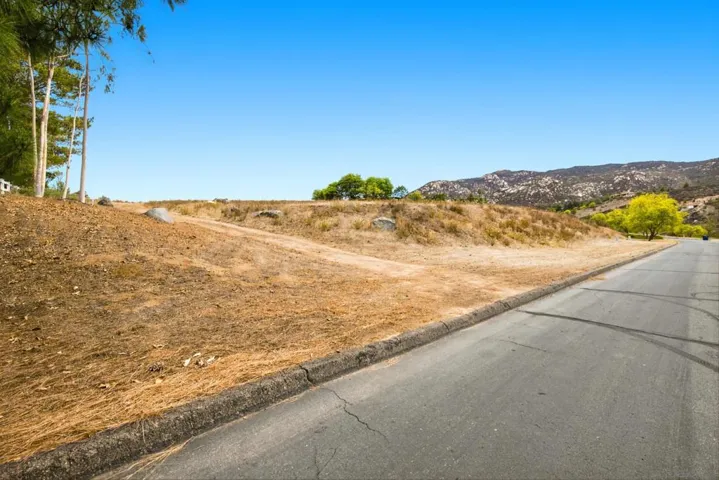 14788 Presilla, Jamul, California 91935