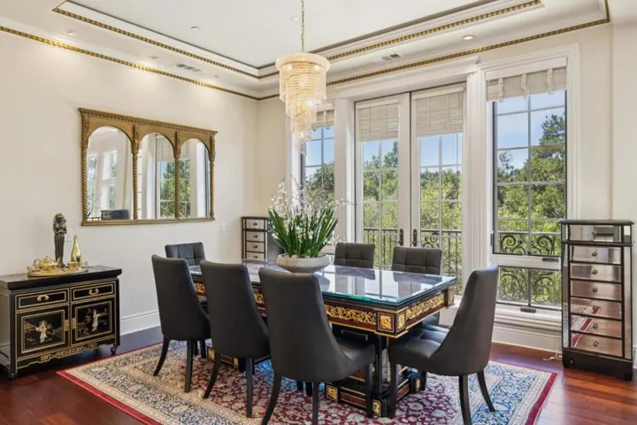 730 S El Monte Avenue, Los Altos, California 94022