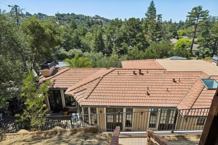 730 S El Monte Avenue, Los Altos, California 94022