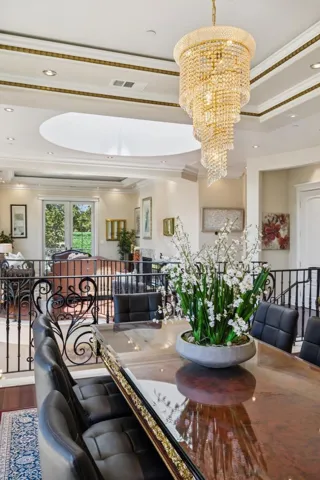 730 S El Monte Avenue, Los Altos, California 94022