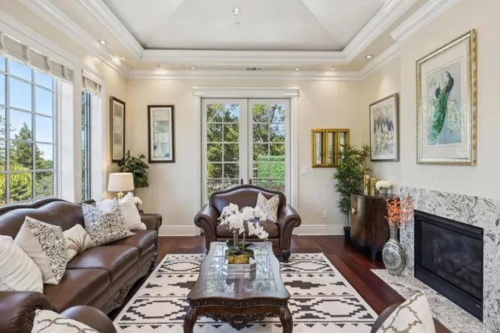 730 S El Monte Avenue, Los Altos, California 94022