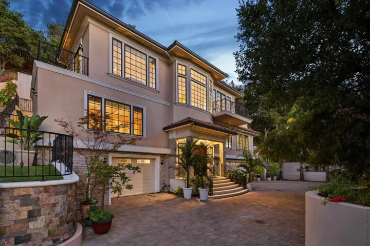 730 S El Monte Avenue, Los Altos, California 94022