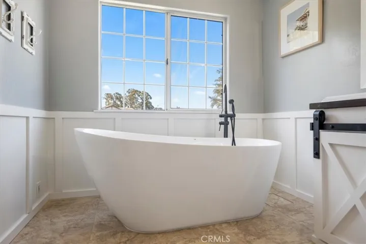 838 Rain Tree Court, Santa Maria, California 93455