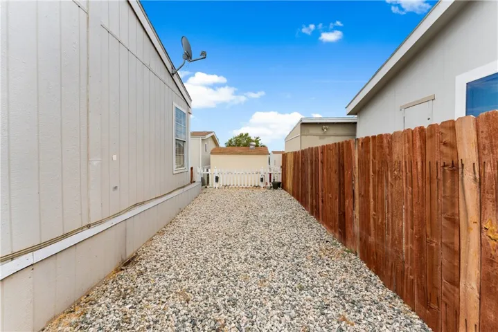 1550 20th West Spc 84, Rosamond, California 93560