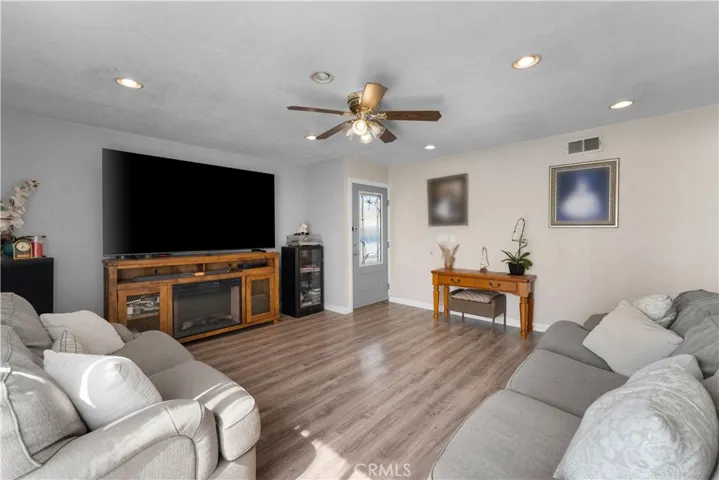 11019 Bluejay, Santa Fe Springs, California 90670