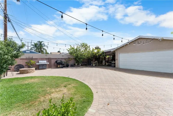 11019 Bluejay, Santa Fe Springs, California 90670