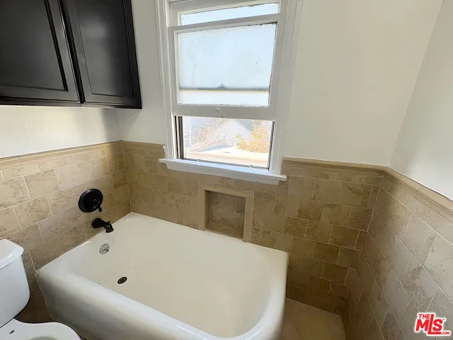 1525 1/2 S Orange Grove Avenue, Los Angeles, California 90019