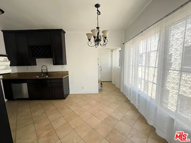 1525 1/2 S Orange Grove Avenue, Los Angeles, California 90019