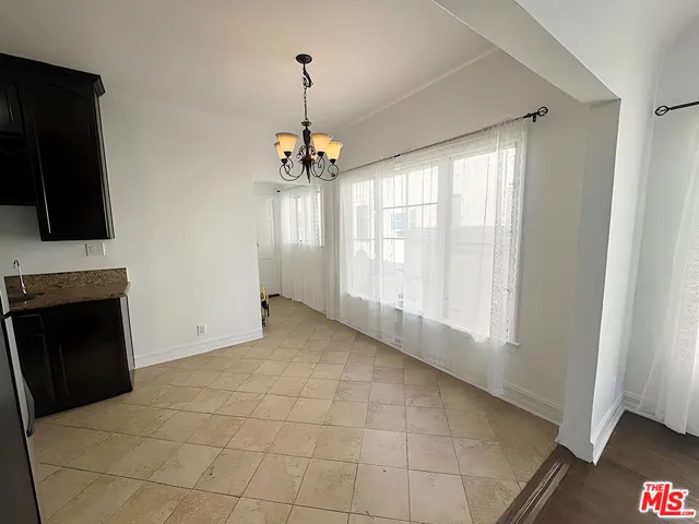 1525 1/2 S Orange Grove Avenue, Los Angeles, California 90019