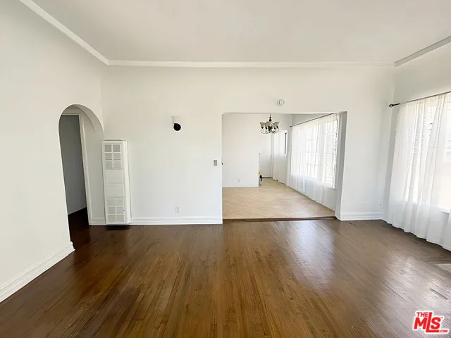 1525 1/2 S Orange Grove Avenue, Los Angeles, California 90019