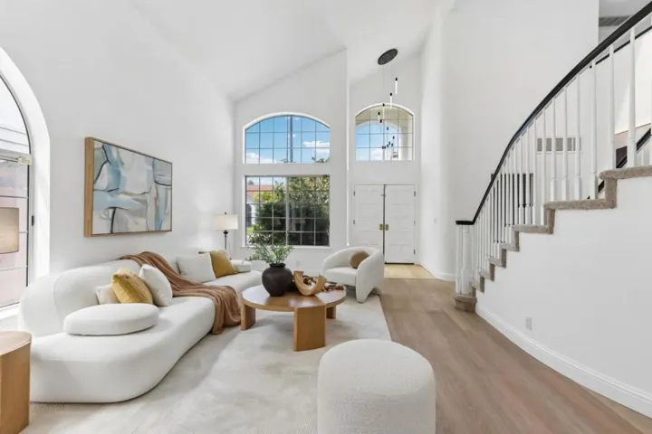 292 Silverlake Court, Milpitas, California 95035