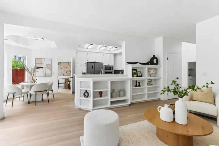 292 Silverlake Court, Milpitas, California 95035