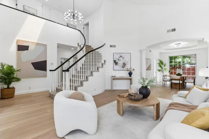 292 Silverlake Court, Milpitas, California 95035