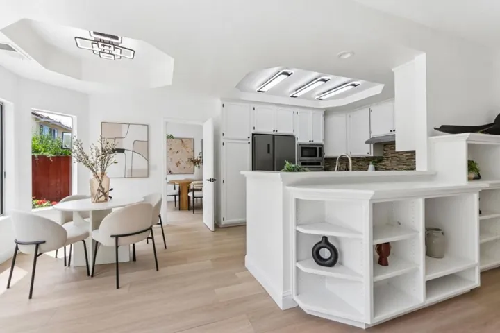 292 Silverlake Court, Milpitas, California 95035
