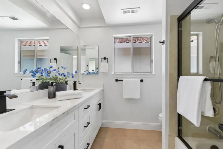 292 Silverlake Court, Milpitas, California 95035
