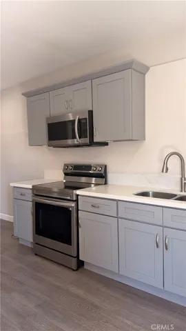 11088 Spruce Avenue, Bloomington, California 92316