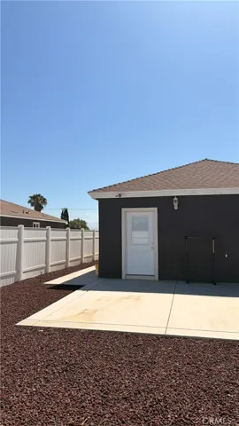 11088 Spruce Avenue, Bloomington, California 92316