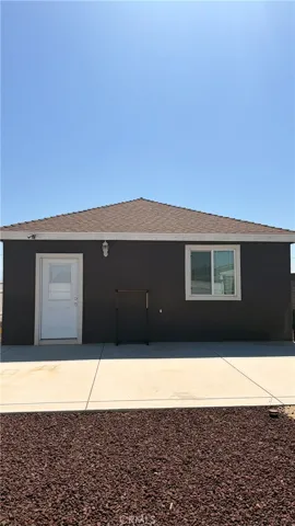 11088 Spruce Avenue, Bloomington, California 92316