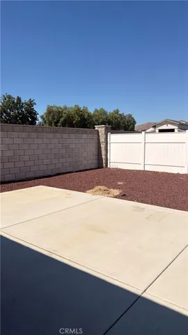 11088 Spruce Avenue, Bloomington, California 92316