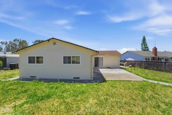 261 Highlands Court, San Pablo, California 94806