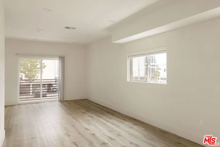 5456 1/2 Barton Avenue, Los Angeles, California 90038
