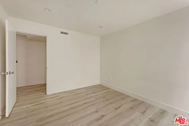 5456 1/2 Barton Avenue, Los Angeles, California 90038