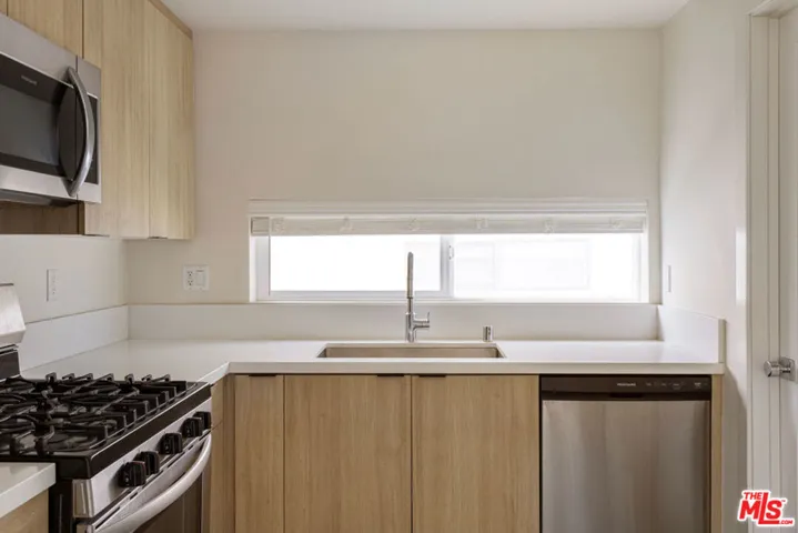 5456 1/2 Barton Avenue, Los Angeles, California 90038